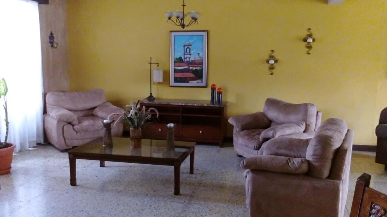 Casa San Benito San Salvador